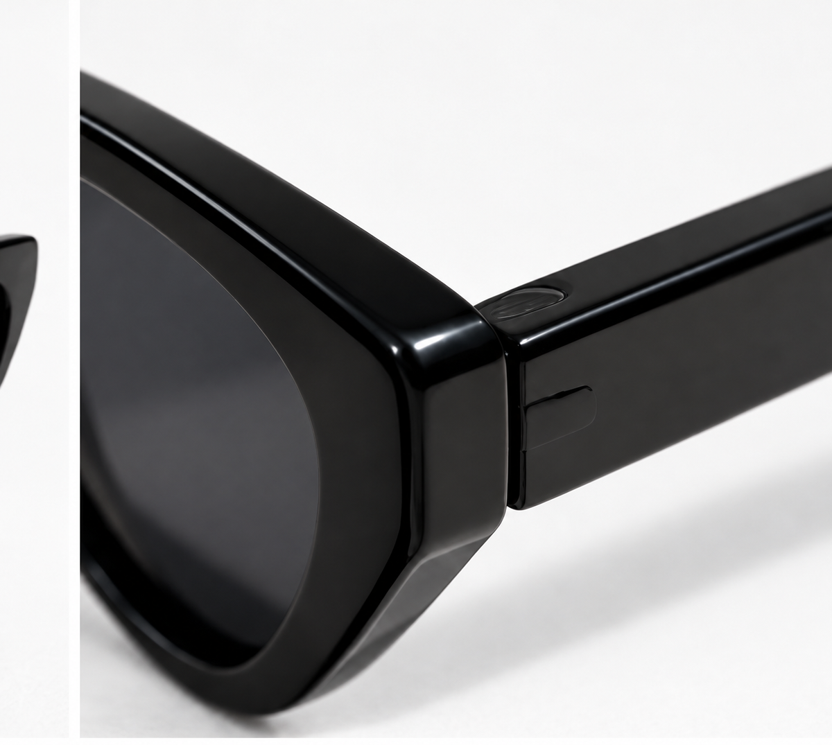 Cat Eye black detail